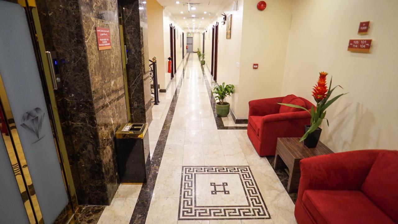 Diamond Suites Nadinah Bagian luar foto